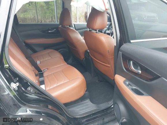 2019 Nissan Rogue S with VIN 5N1AT2MV0KC797750, listed as a IAAI auction lot 40239938 with 71,268 mi miles. Bid and sale history available at carsss.com. Image 8.