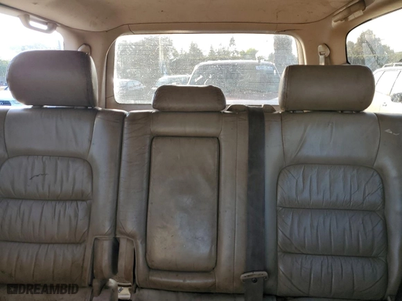 2001 Lexus LX 470 with VIN JTJHT00W313509575, listed as a Copart auction lot 85554424 with 332,707 mi miles and Clean Title. Bid and sale history available at carsss.com. Image 10.