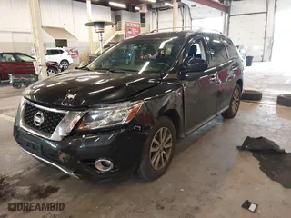 2016 Nissan Pathfinder S with VIN 5N1AR2MNXGC630771, listed as a IAAI auction lot 40825523 with 106051 miles. Bid and sale history available at carsss.com. Image 18.