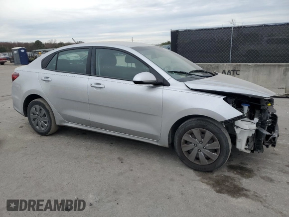 2020 Kia Rio LX with VIN 3KPA24AD7LE352849, listed as a Copart auction lot 88843725 with 80,805 mi miles and Salvage Title. Bid and sale history available at carsss.com. Image 4.