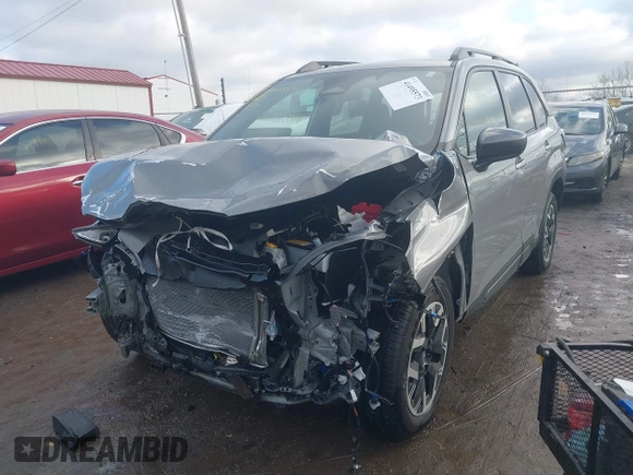 2025 Subaru Forester Premium z VIN JF2SLDDC1SH455666, wystawiony jako IAAI lot #41495573 z przebiegiem 4 383 mil mil oraz . Historia ofert i sprzedaży dostępna na DreamBid. Obrazek 18.