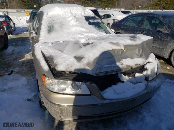 2009 Hyundai Azera GLS with VIN KMHFC46D69A352585, listed as a Copart auction lot 41374665 with 107,264 mi miles and Salvage Title. Bid and sale history available at carsss.com. Image 5.