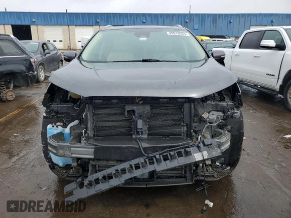 2020 Ford Edge SEL z VIN 2FMPK4J93LBB36067, wystawiony jako Copart lot #49913935 z przebiegiem 83 557 mil mil oraz Czysty tytuł • Clean title. Historia ofert i sprzedaży dostępna na DreamBid. Obrazek 5.