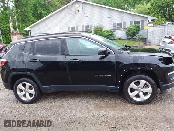 2017 Jeep Compass Latitude с VIN 3C4NJDBB7HT679532, выставлен на аукционе IAAI как лот 42228130 с пробегом 116 505 миль миль и . История ставок и продаж доступна на DreamBid. Изображение 14.