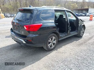 2020 Nissan Pathfinder SV with VIN 5N1DR2BM7LC578646, listed as a IAAI auction lot 41947685 with 203,742 mi miles. Bid and sale history available at carsss.com. Image 4.