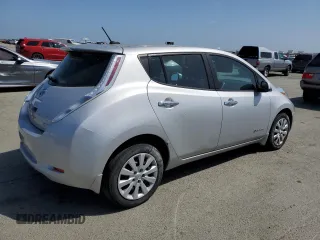2017 Nissan LEAF S with VIN 1N4BZ0CP7HC307639, listed as a Copart auction lot 54362825 with 57,735 mi miles and Salvage Title. Bid and sale history available at carsss.com. Image 3.
