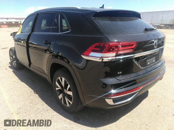 2022 Volkswagen Atlas SE with VIN 1V2LC2CA6NC224124, listed as a IAAI auction lot 42153826 with 49,551 mi miles and . Bid and sale history available at DreamBid. Image 3.