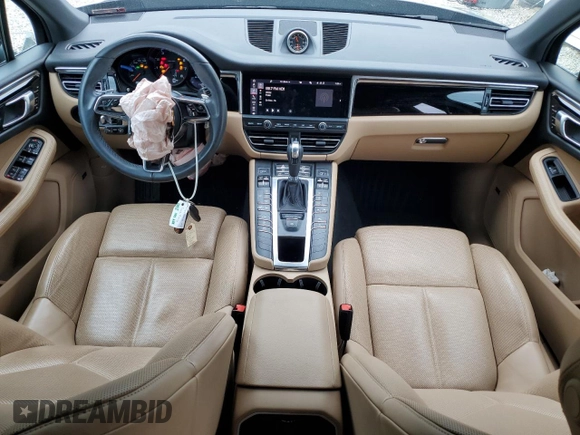 2019 Porsche Macan with VIN WP1AA2A56KLB02572, listed as a Copart auction lot 57733904 with 61,864 mi miles and Salvage title. Bid and sale history available at DreamBid. Image 8.