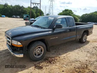 2001 Dodge Dakota z VIN 1B7GL22X81S204868, wystawiony jako Copart lot #57178895 z przebiegiem 298 667 mil mil oraz Szkoda całkowita • Salvage title. Historia ofert i sprzedaży dostępna na DreamBid. Obrazek 1.