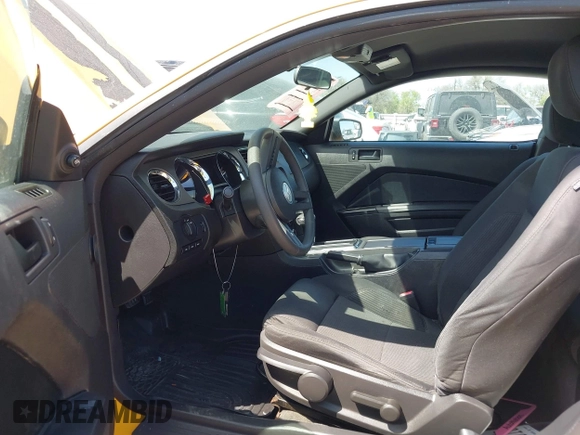 2012 Ford Mustang V6 Premium with VIN 1ZVBP8AM6C5229985, listed as a IAAI auction lot 41813941 with 118,359 mi miles. Bid and sale history available at carsss.com. Image 5.