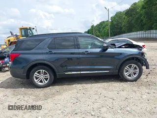 2022 Ford Explorer XLT с VIN 1FMSK7DH7NGB16544, выставлен на аукционе IAAI как лот 41549125 с пробегом 48 757 миль миль и . История ставок и продаж доступна на DreamBid. Изображение 14.