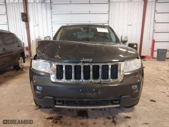 2011 Jeep Grand Cherokee Limited with VIN 1J4RR5GG3BC651065, listed as a IAAI auction lot 41020593 with 154,825 mi miles. Bid and sale history available at carsss.com. Image 12.
