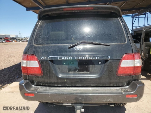 2006 Toyota Land Cruiser with VIN JTEHT05J262098694, listed as a Copart auction lot 49923375 with 174,779 mi miles and Salvage Title. Bid and sale history available at carsss.com. Image 6.