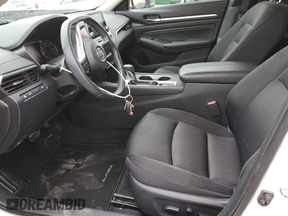 2019 Nissan Altima SV z VIN 1N4BL4DV7KC134704, wystawiony jako Copart lot #55764635 z przebiegiem 74 818 mil mil oraz Szkoda całkowita • Salvage title. Historia ofert i sprzedaży dostępna na DreamBid. Obrazek 7.