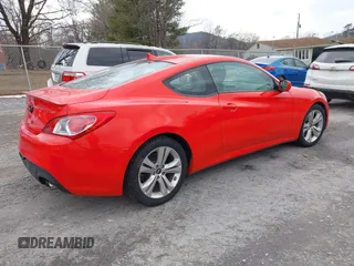 2012 Hyundai Genesis Coupe 2.0T с VIN KMHHT6KD0CU067817, выставлен на аукционе IAAI как лот 41414699 с пробегом 63 632 миль миль и . История ставок и продаж доступна на DreamBid. Изображение 4.