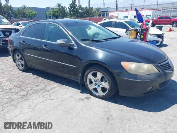 2005 Acura RL with VIN JH4KB16575C007995, listed as a IAAI auction lot 42638944 with 241,591 mi miles and . Bid and sale history available at DreamBid. Image 1.