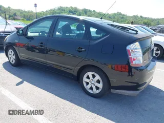 2009 Toyota Prius with VIN JTDKB20U297876056, listed as a IAAI auction lot 42145738 with Not Provided miles. Bid and sale history available at carsss.com. Image 3.