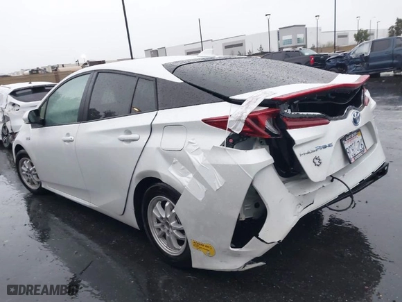 2022 Toyota Prius Prime LE with VIN JTDKAMFP5N3217048, listed as a IAAI auction lot 41687270 with NaN miles. Bid and sale history available at carsss.com. Image 14.