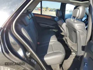 2009 Mercedes-Benz M 350 z VIN 4JGBB56E49A521079, wystawiony jako Copart lot #42608745 z przebiegiem 100 214 mil mil oraz Szkoda całkowita • Salvage title. Historia ofert i sprzedaży dostępna na DreamBid. Obrazek 12.