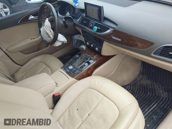 2014 Audi A6 Premium Plus z VIN WAUFGAFC4EN081900, wystawiony jako IAAI lot #42268150 z przebiegiem 150 238 mil mil oraz . Historia ofert i sprzedaży dostępna na DreamBid. Obrazek 5.