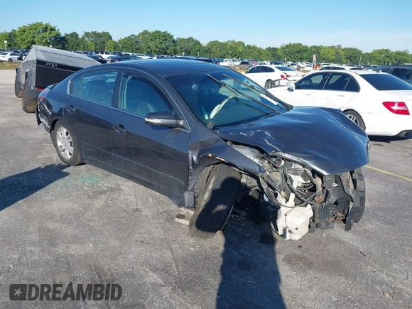 2010 Nissan Altima 2.5 SL with VIN 1N4AL2AP8AN414401, listed as a IAAI auction lot 41369163 with 130,581 mi miles. Bid and sale history available at carsss.com. Image 1.