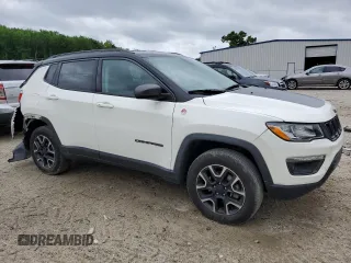 2020 Jeep Compass Trailhawk z VIN 3C4NJDDB1LT122251, wystawiony jako Copart lot #55255875 z przebiegiem 104 462 mil mil oraz Szkoda całkowita • Salvage title. Historia ofert i sprzedaży dostępna na DreamBid. Obrazek 4.