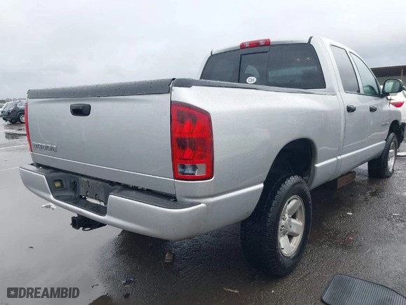 2003 Dodge Ram 1500 ST with VIN 1D7HU18ZX3J555025, listed as a IAAI auction lot 41522993 with 195,007 mi miles. Bid and sale history available at carsss.com. Image 4.