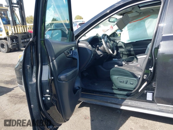 2017 Nissan Rogue SL z VIN 5N1AT2MT3HC730549, wystawiony jako IAAI lot #41614993 z przebiegiem 108 280 mil mil oraz . Historia ofert i sprzedaży dostępna na DreamBid. Obrazek 5.