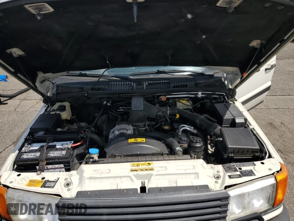 1998 Land Rover Range Rover z VIN SALPV1243WA383806, wystawiony jako Copart lot #58947165 z przebiegiem 156 937 mil mil oraz Czysty tytuł • Clean title. Historia ofert i sprzedaży dostępna na DreamBid. Obrazek 12.