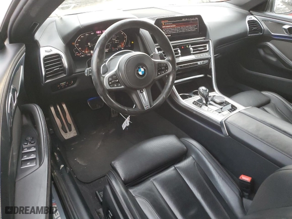 2019 BMW 8 Series M850i xDrive with VIN WBAFY4C54KBX39281, listed as a Copart auction lot 43638835 with 31,657 mi miles and Salvage Title. Bid and sale history available at carsss.com. Image 8.