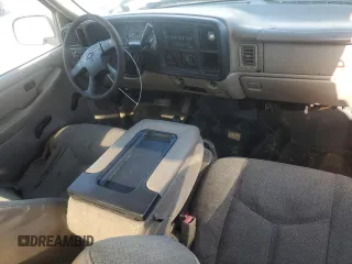 2006 Chevrolet Silverado 1500 LT2 with VIN 1GCEK19B96Z250917, listed as a Copart auction lot 52997975 with 247,189 mi miles and Salvage Title. Bid and sale history available at DreamBid. Image 8.