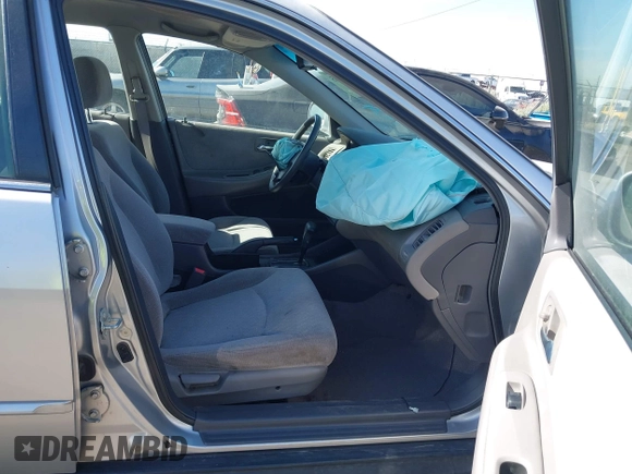 2001 Honda Accord LX with VIN JHMCG66531C014357, listed as a IAAI auction lot 42038445 with 171,864 mi miles and . Bid and sale history available at DreamBid. Image 5.