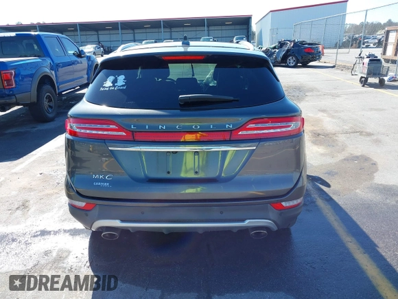 2019 Lincoln MKC Standard with VIN 5LMCJ1D92KUL08929, listed as a IAAI auction lot 41766946 with 90,171 mi miles. Bid and sale history available at carsss.com. Image 16.