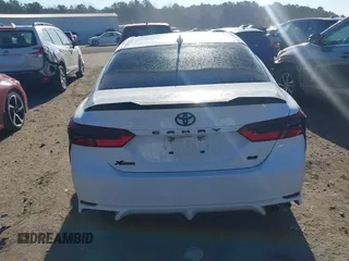2022 Toyota Camry SE with VIN 4T1T11AK2NU705586, listed as a IAAI auction lot 41706704 with 52,607 mi miles. Bid and sale history available at carsss.com. Image 17.