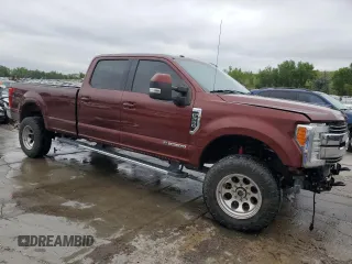 2017 Ford F-350 Platinum with VIN 1FT8W3BT7HEE46834, listed as a Copart auction lot 59903785 with 90,227 mi miles and Salvage title. Bid and sale history available at DreamBid. Image 4.