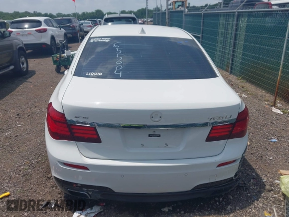 2015 BMW 7 Series 750Li xDrive with VIN WBAYF8C57FD655004, listed as a IAAI auction lot 42272205 with 77,677 mi miles and . Bid and sale history available at DreamBid. Image 17.