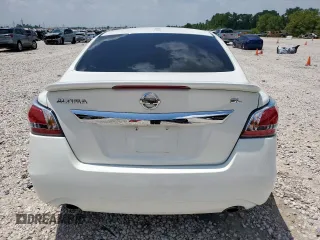 2015 Nissan Altima 2.5 with VIN 1N4AL3AP2FN899406, listed as a Copart auction lot 59684015 with 140,965 mi miles and Salvage title. Bid and sale history available at DreamBid. Image 6.