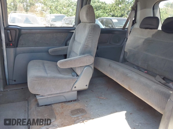 2003 Honda Odyssey LX z VIN 5FNRL18513B153917, wystawiony jako IAAI lot #41914791 z przebiegiem Nie podano mil oraz . Historia ofert i sprzedaży dostępna na DreamBid. Obrazek 8.