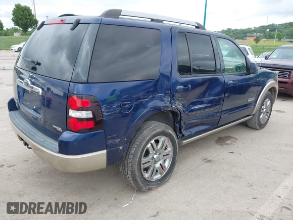 2007 Ford Explorer Eddie Bauer z VIN 1FMEU64E07UA93278, wystawiony jako IAAI lot #42519251 z przebiegiem 251 869 mil mil oraz . Historia ofert i sprzedaży dostępna na DreamBid. Obrazek 4.