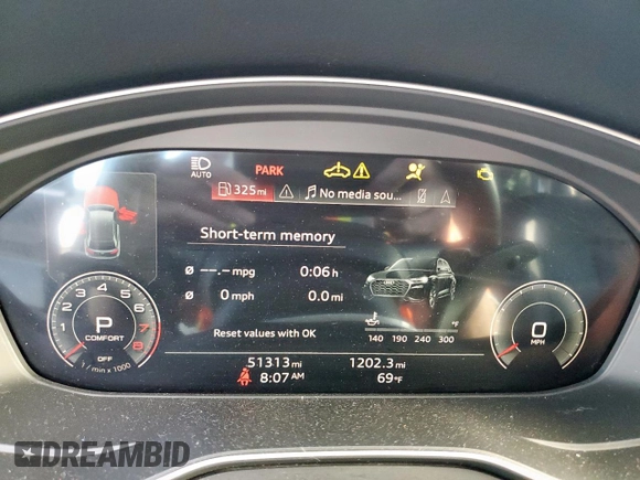 2022 Audi Q5 S line Premium Plus with VIN WA1EAAFYXN2088065, listed as a Copart auction lot 57692385 with 51,313 mi miles and Salvage title. Bid and sale history available at DreamBid. Image 9.