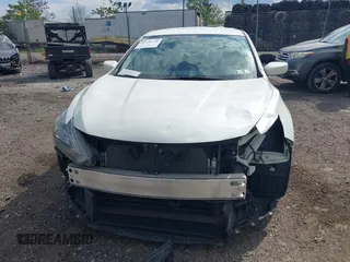 2017 Nissan Altima SR z VIN 1N4AL3AP5HC193030, wystawiony jako IAAI lot #42230730 z przebiegiem 93 001 mil mil oraz . Historia ofert i sprzedaży dostępna na DreamBid. Obrazek 6.