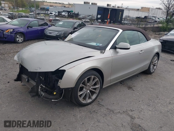 2014 Audi A5 Premium Plus z VIN WAULFAFH7EN001894, wystawiony jako IAAI lot #42082669 z przebiegiem 78 624 mil mil oraz . Historia ofert i sprzedaży dostępna na DreamBid. Obrazek 17.