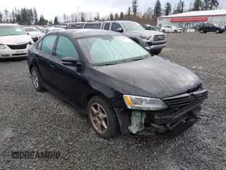 2012 Volkswagen Jetta Sedan SE w/Convenience with VIN 3VWDX7AJ5CM344533, listed as a IAAI auction lot 41805665 with 176,779 mi miles. Bid and sale history available at carsss.com. Image 1.