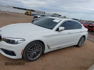 2018 BMW 5 Series 530e xDrive with VIN WBAJB1C55JB374652, listed as a IAAI auction lot 41812287 with 84,593 mi miles and . Bid and sale history available at carsss.com. Image 13.