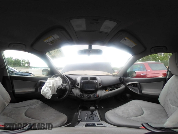 2012 Toyota RAV4 z VIN 2T3BF4DV4CW198537, wystawiony jako IAAI lot #42457596 z przebiegiem 136 904 mil mil oraz . Historia ofert i sprzedaży dostępna na DreamBid. Obrazek 19.