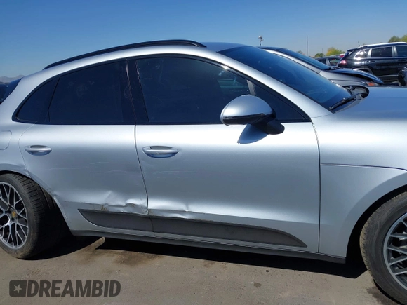 2018 Porsche Macan S with VIN WP1AB2A55JLB36398, listed as a IAAI auction lot 42094742 with 97,376 mi miles and . Bid and sale history available at DreamBid. Image 13.