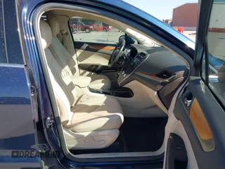 2017 Lincoln MKC Select with VIN 5LMCJ2C98HUL69590, listed as a IAAI auction lot 42291203 with 122,654 mi miles and . Bid and sale history available at DreamBid. Image 5.