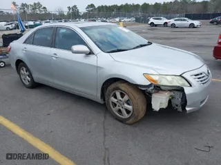 2009 Toyota Camry with VIN 4T4BE46K89R122669, listed as a IAAI auction lot 41471341 with 173,744 mi miles. Bid and sale history available at carsss.com. Image 1.