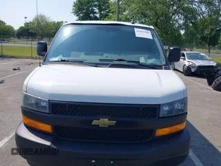 2021 Chevrolet Express Cargo с VIN 1GCWGAFP0M1181312, выставлен на аукционе IAAI как лот 42419790 с пробегом 110 271 миль миль и . История ставок и продаж доступна на DreamBid. Изображение 12.