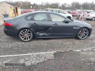 2018 Jaguar XF z VIN SAJBM4FV6JCY54242, wystawiony jako IAAI lot #42031078 z przebiegiem 51 221 mil mil oraz . Historia ofert i sprzedaży dostępna na DreamBid. Obrazek 13.